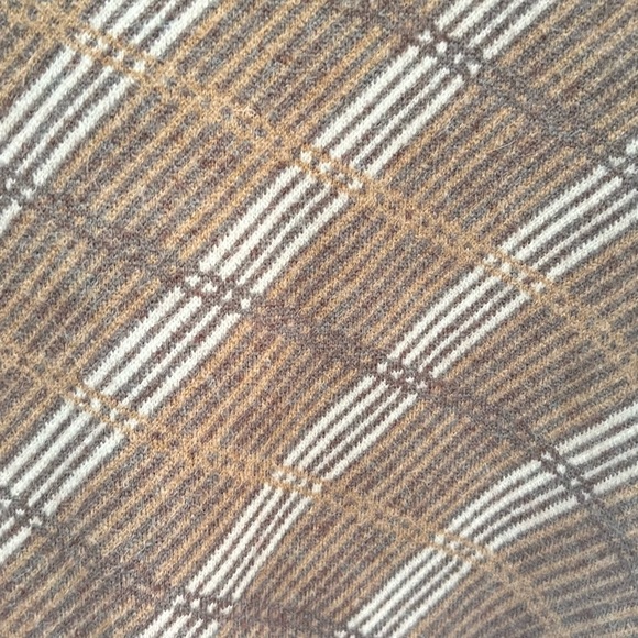 Ann Taylor Sweater - Picture 2 of 12